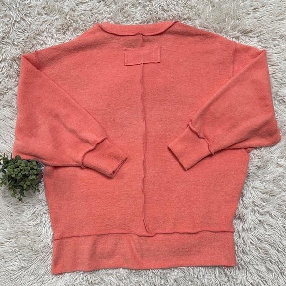 🎉HP🎉 Zenana Hacci Exposed Seam Sweater 💗 Coral - Picture 4 of 14